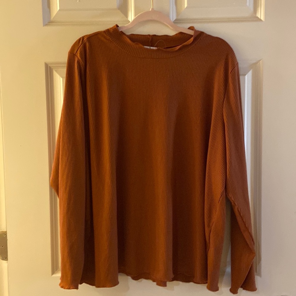 Maurice’s Long sleeve rusty orange ruffle cuff shirt